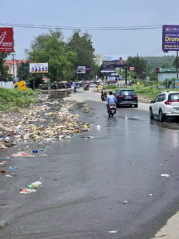 Choked drain in Dehradun's Chakrata Road causes waterlogging, traders suffer