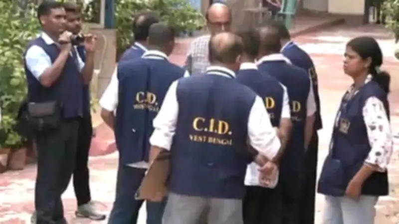 CID Storms Mamata Banerjee's Residence in Forged Signature Case, Blocked at Gate