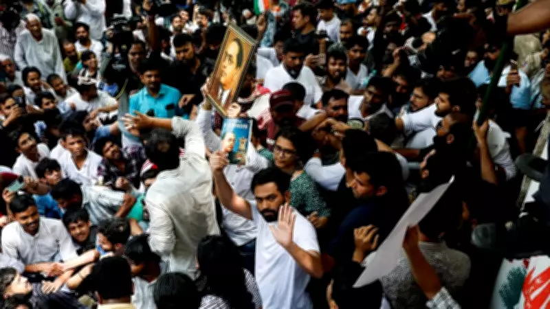 Cockroach Janta Party Founder Abhijeet Dipke Joins Jantar Mantar Youth Protest