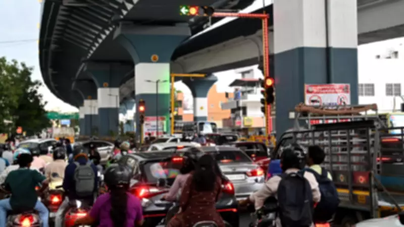 Coimbatore Residents Upset as Police Revert to Failed Traffic Signal Trial