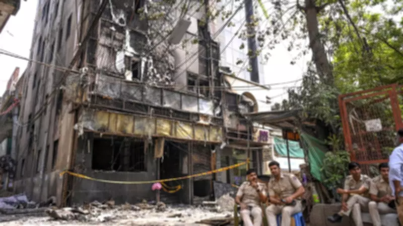 Delhi CM Rekha Gupta Visits Injured in Malviya Nagar Fire Incident