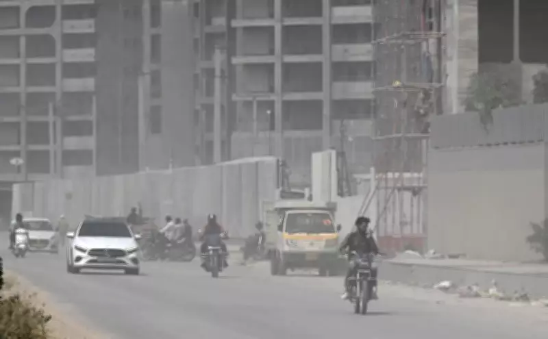 Delhi Govt Signs Deal for Scientific Road Development and Dust Control