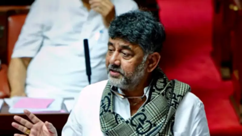 DK Shivakumar Throws Bitten Apples at Crowd in Kanakapura, Video Goes Viral