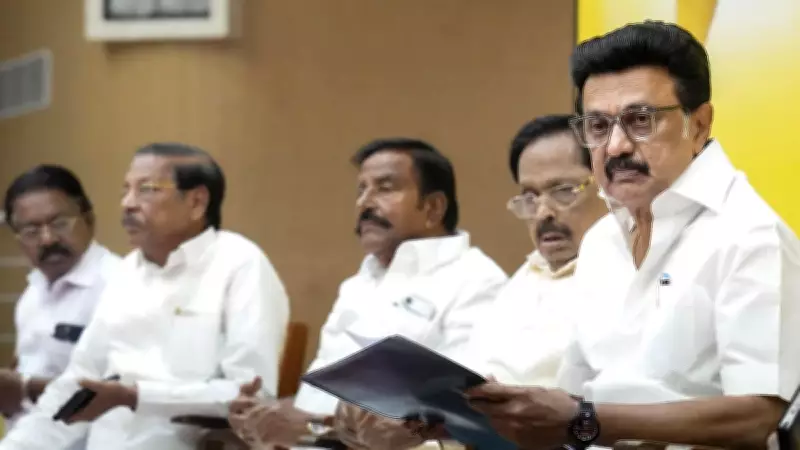 DMK hints at Third Front, will not join Congress-led alliances