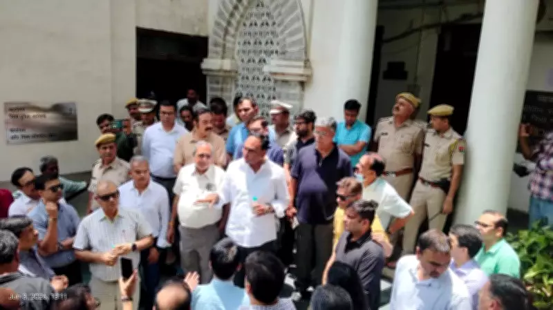 Doctors in Udaipur Briefly Boycott Work After Mob Attacks Hospital