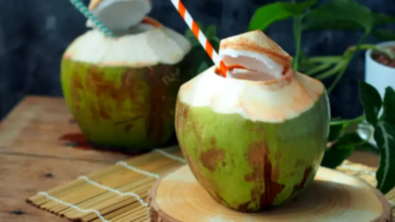 Drink Coconut Water Daily for 15 Days in Summer: Benefits and Best Food Pairings