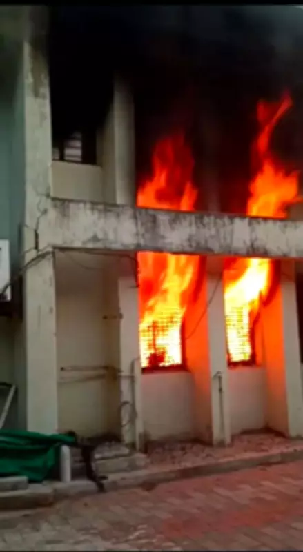 Fire destroys Kalmeshwar-Brahmani Municipal Council office, losses in lakhs