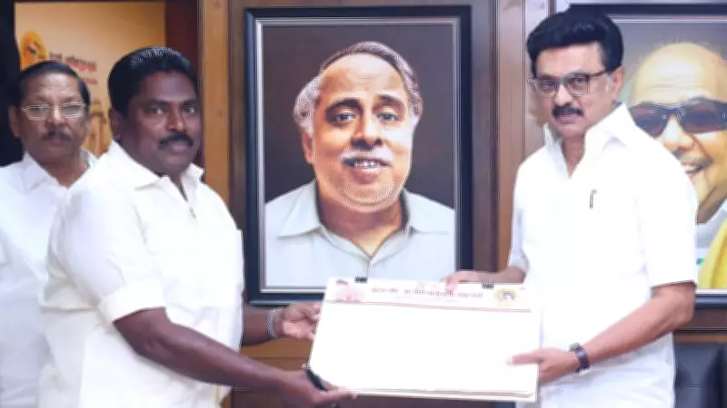 Former AIADMK Minister P Benjamin Joins DMK with Supporters