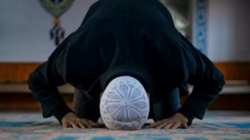 Former Delhi Governor Urges Mosques to Adjust Friday Prayer Timings