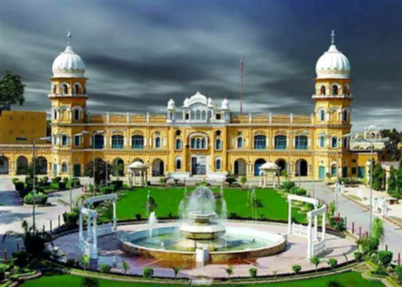 Golden Palanquin Sent to Pakistan's Nankana Sahib via Attari-Wagah Border