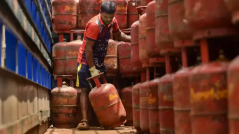 Govt says LPG under-recovery at Rs 700 per cylinder despite price hike