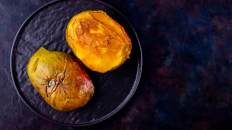 Gujarat Mango Seizure Raises Food Safety Concerns Over Rotten Fruit