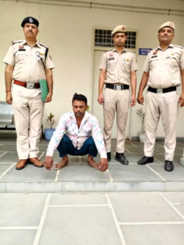 Gurgaon Man Arrested for Strangling Wife Over Phone Call Suspicions