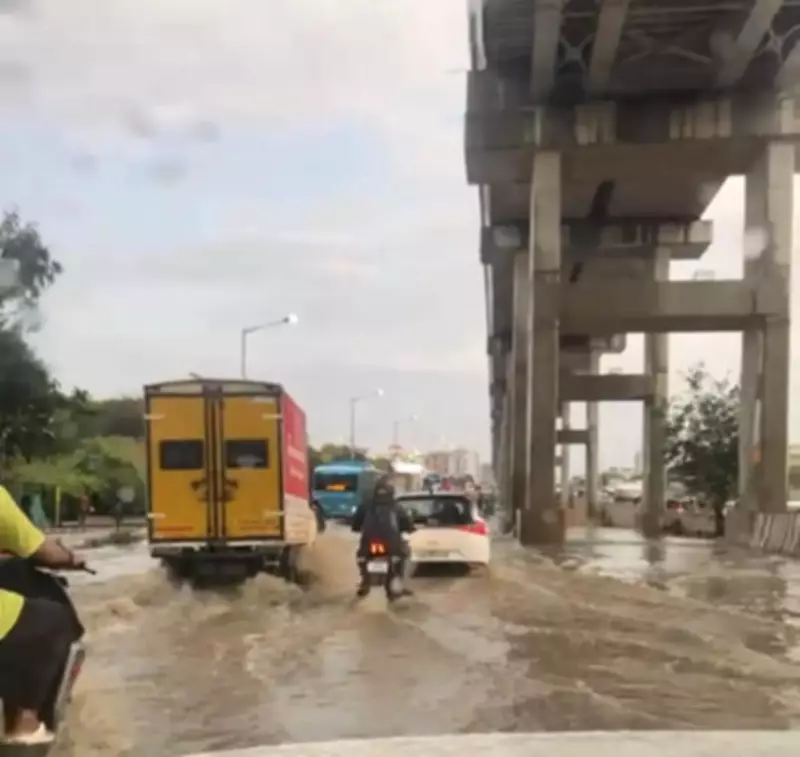 Heavy Rain Paralyzes Bengaluru's Tech Corridor, Exposing ORR Vulnerability