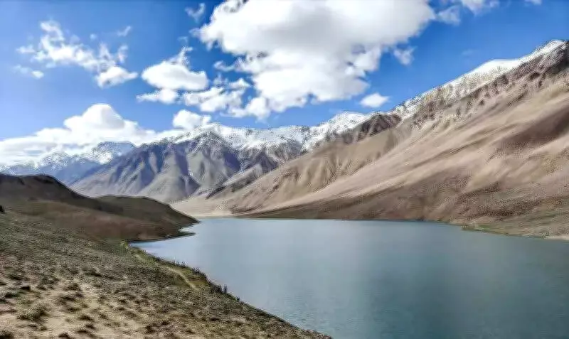 Himachal Pradesh Braces for Rain and Snow: Yellow Alert Issued