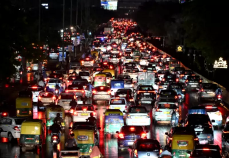 Hindon Bridge Repairs to Disrupt Noida-Greater Noida Traffic for 45 Days