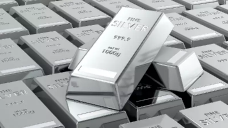 India Tightens Silver Import Curbs, Requires Prior DGFT Approval