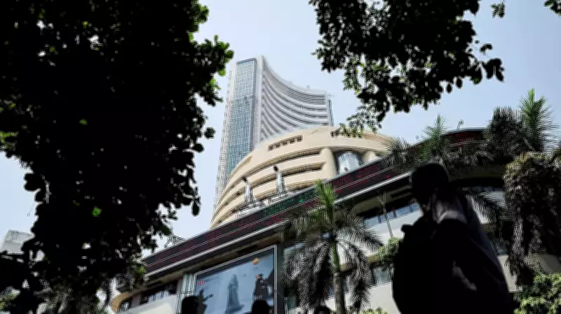 Indian Stock Markets End Flat Ahead of RBI Monetary Policy Decision