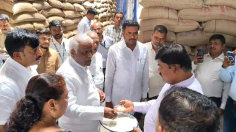 Iranna Kadadi Praises FCI Karnataka for Efficient Grain Management