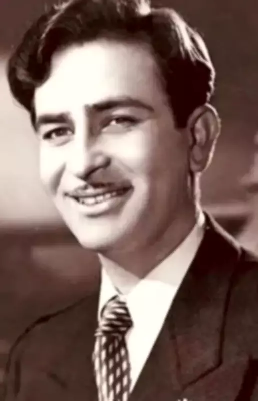 Jackie Shroff Pays Tribute to Raj Kapoor on 38th Death Anniversary
