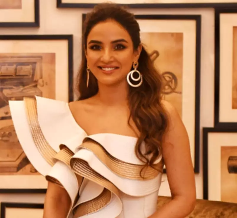 Jasmin Bhasin Hospitalised in Dubai on Birthday Trip, Aly Goni Shares Update