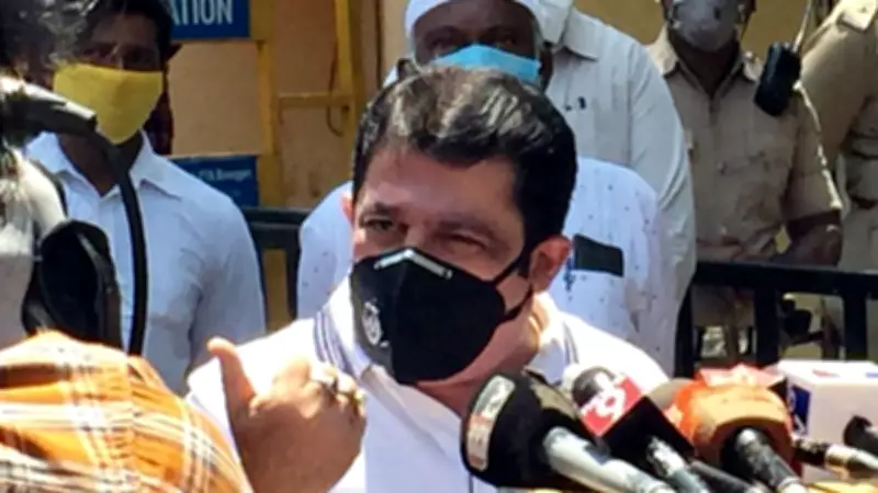 Karnataka Minister's Alleged Support for SDPI Candidate Sparks Controversy