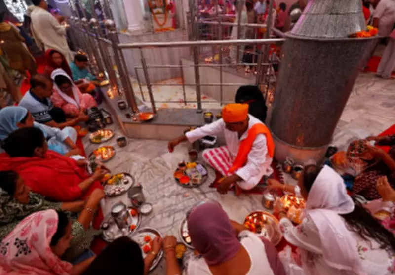 Kashmiri Pandits throng Tulmulla for annual Kheer Bhawani Mela, pray for peace
