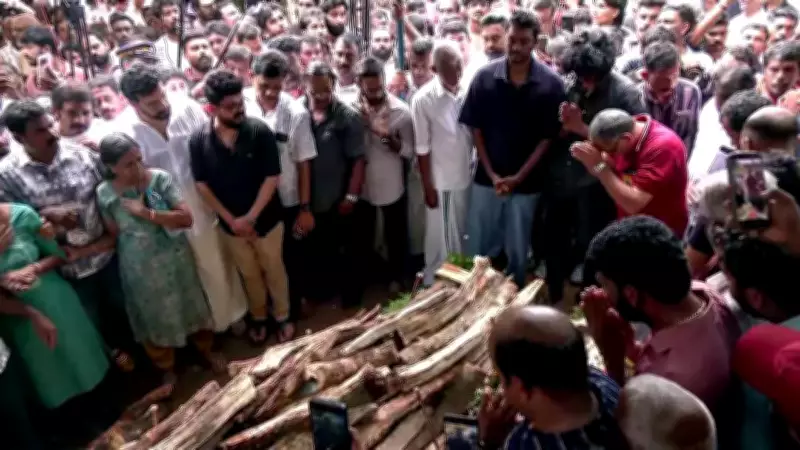 Kerala Police Warns Against Misuse of Mobile Cameras After Salim Kumar Funeral Controversy