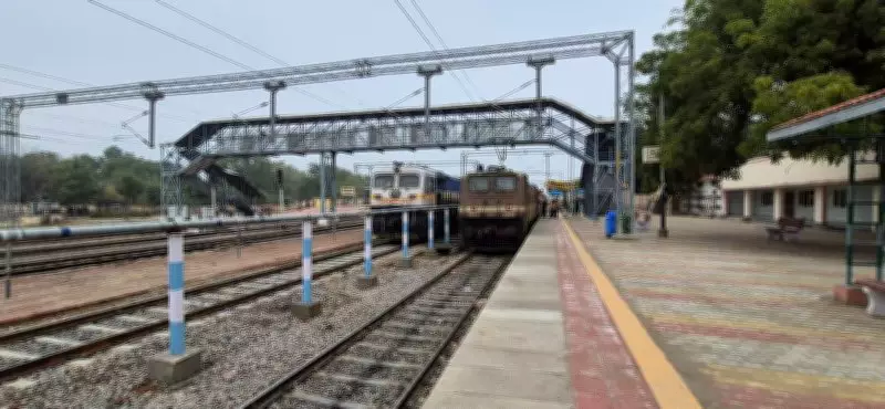 Khanna Police Raze Abandoned Structures Near Railway Station in Anti-Drug Drive