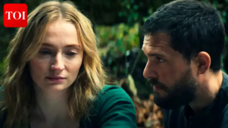 Kit Harington Calls Intimate Scenes with Sophie Turner 'Gross'
