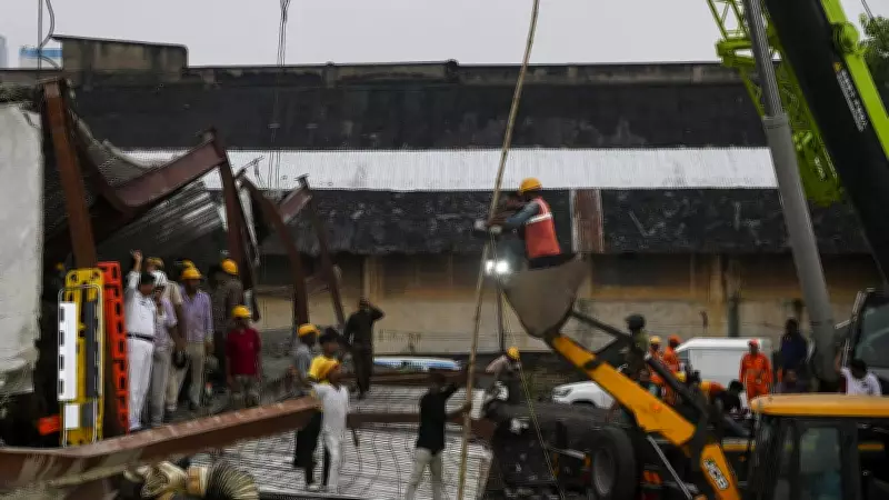 Kolkata Warehouse Collapse: 5 More Rescued, Several Still Trapped