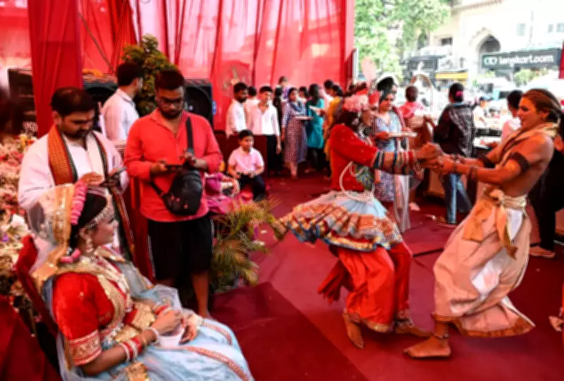 Lucknow Bada Mangal: Devotees brave heat, bhandaras serve 22 dishes