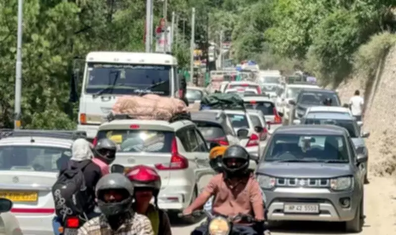 Manali Police Propose Major Traffic Overhaul Amid Tourist Surge