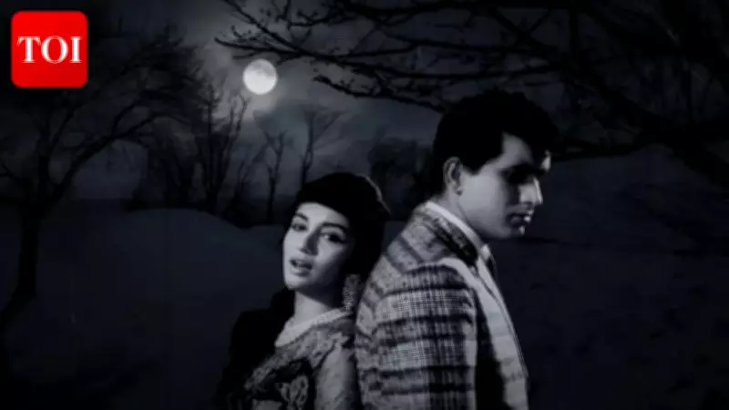 Manoj Kumar Cast Real Beggar in Iconic Thriller 'Woh Kaun Thi'