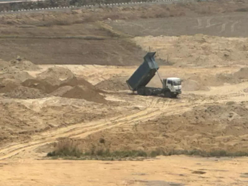 MCG Contractor Dumper Caught Dumping Waste on Private Plot in Gurgaon Sector 102