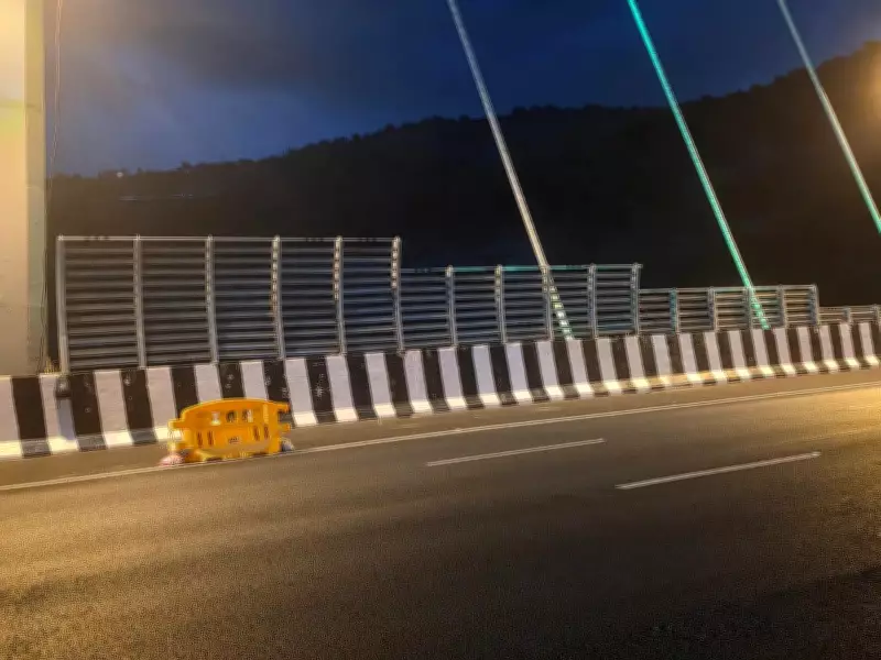 MSRDC Installs Wind Barriers on Mumbai-Pune Expressway Bridge to Ensure Motorist Safety