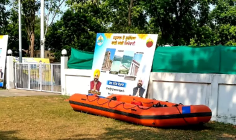 Nangal diver returns gifted boat to Punjab minister's home in protest