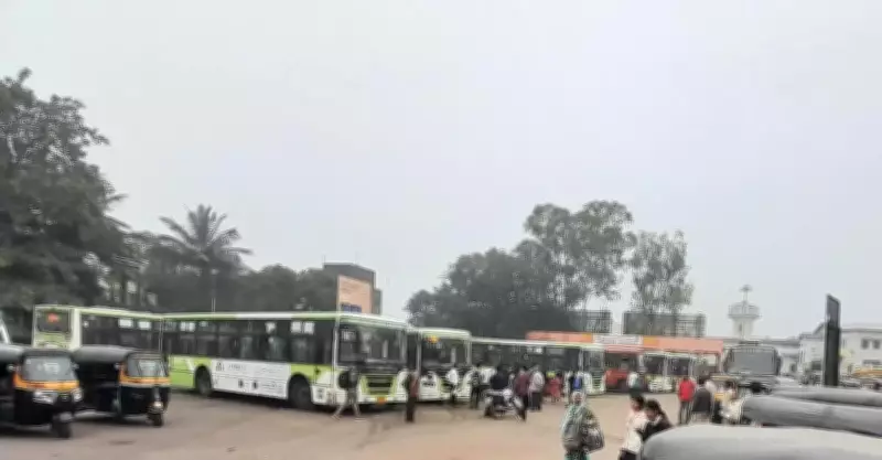 Nashik Traffic Police Book 200 Auto Drivers in Bus Stand Crackdown