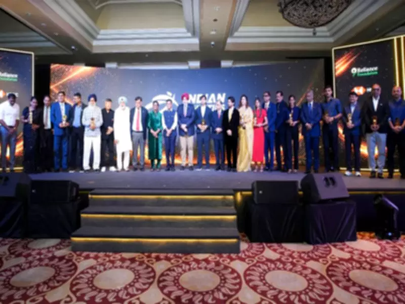 Neeraj Chopra, Parul Chaudhary Win Best Athlete at Inaugural Indian Athletics Awards