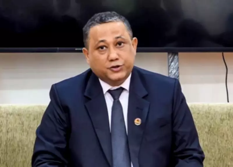 Nepal FM Urges Open Heart to Resolve Border Issues with India