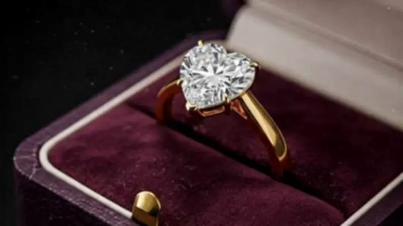 No Diamond Ring? Put a String on It: A Unique Wedding Trend