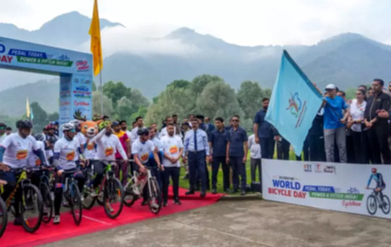 Omar Abdullah Flags Off Cyclothon in Srinagar on World Bicycle Day