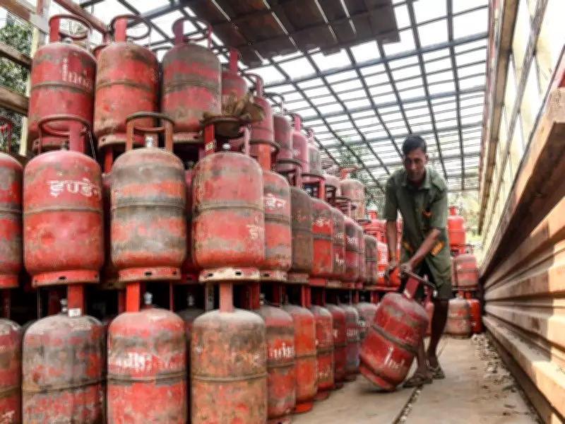 Opposition Slams Centre Over Rs 29 Hike in Domestic LPG Cylinder Prices