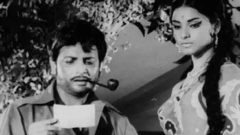 Pallavi Chatterjee on Biswajeet-Rekha Kiss: Consent Was Key