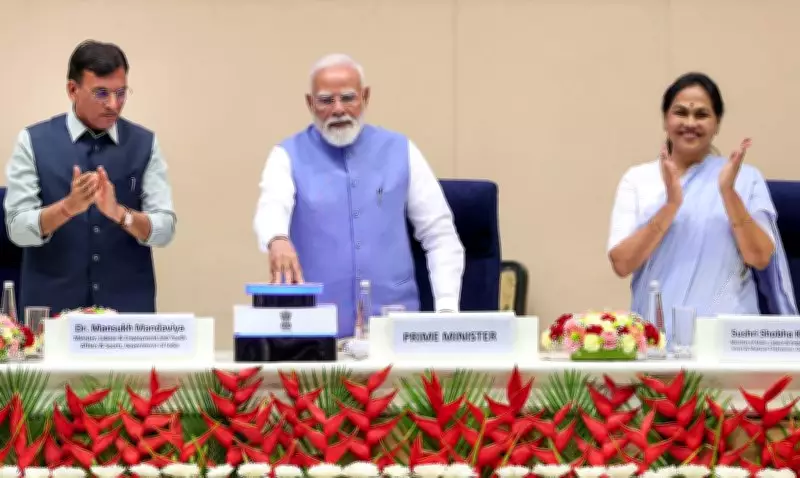 PM Modi Disburses Rs 2,400 Crore Incentives Under PM-VBRY Scheme