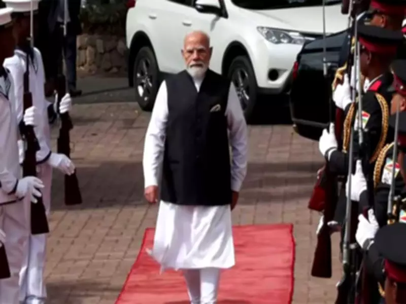 PM Modi Receives Guard of Honour in Seychelles, Strengthens Maritime Ties