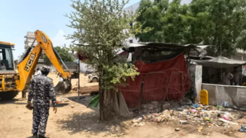 Prayagraj: IOC Pipeline Drive Clears 60ft Stretch at Shahnai Guest House