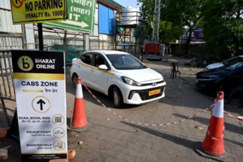 Prepaid Taxi Service Launched at Nagpur Railway Station After Months
