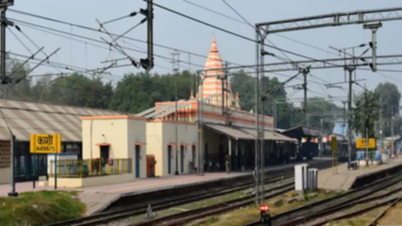 Railways Issues Vacate Notice for Kashi Station Expansion, Mosque Committee Objects