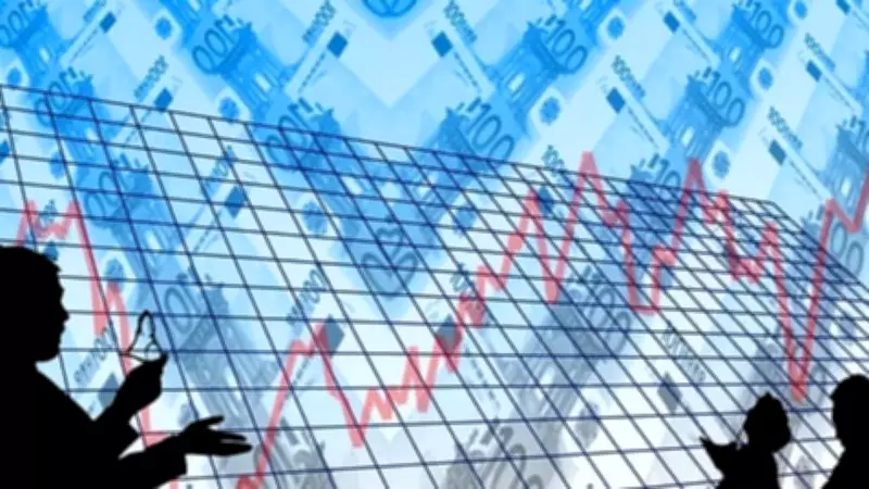 Real Estate Stock Hits 52-Week High with 5% Gain Defying Market Trends